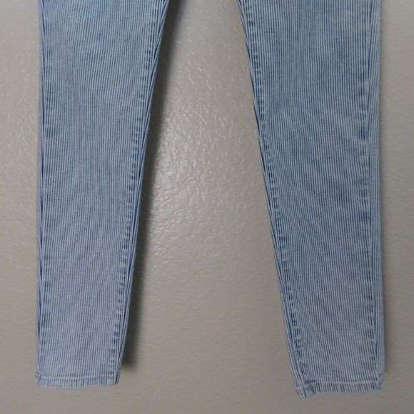 Levi's 710 Jeans Size 27 Super Skinny White Blue Stripe Stretch Pants 5 Pocket - Picture 8 of 10